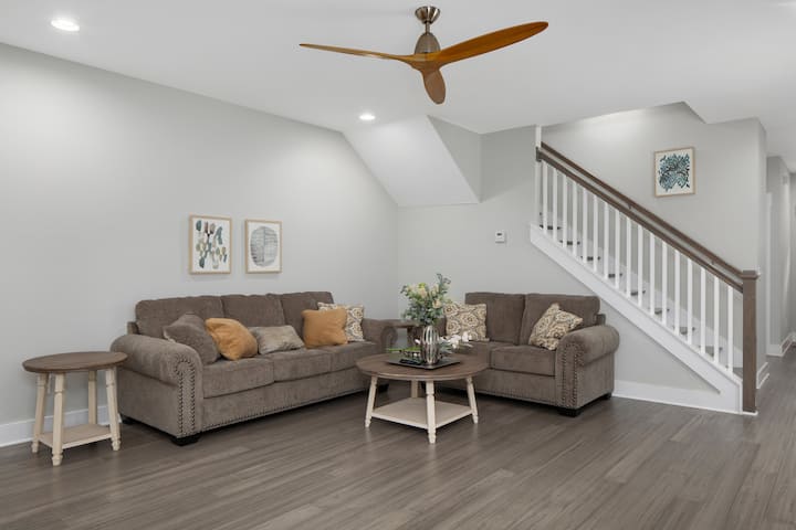 40% Off | Roof Top | 4 Miles To Broadway - Nashville, TN