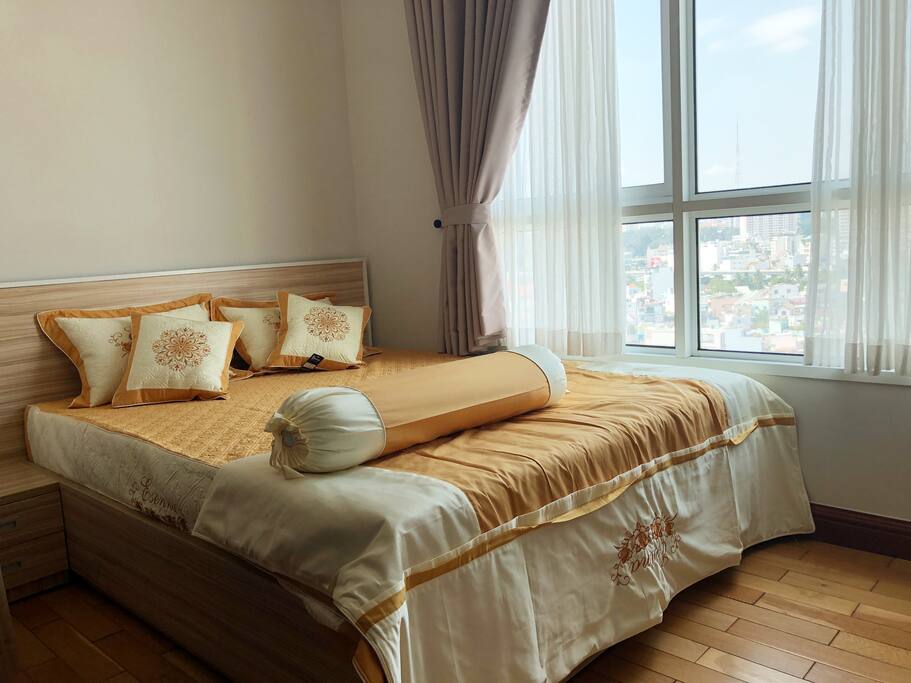 Wake up by the window