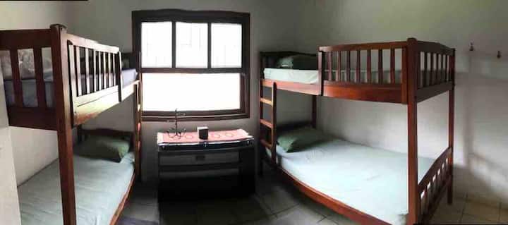 غرفة النوم 2