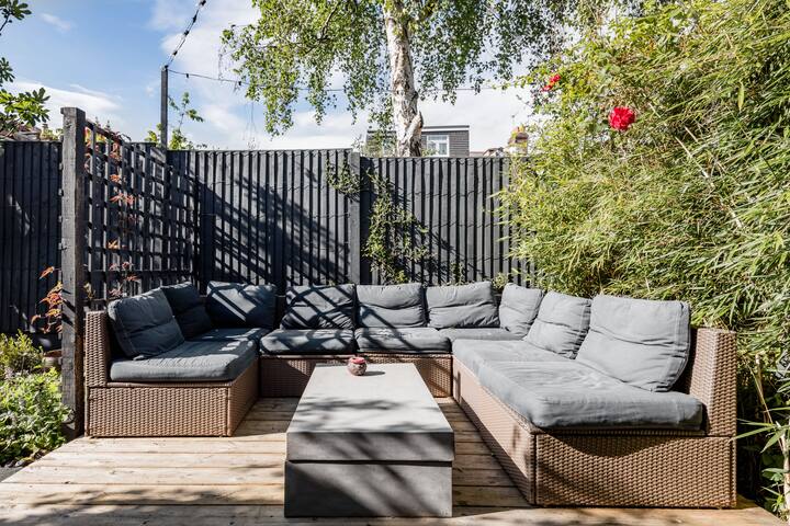 Family-Friendly Edwardian Home in Leafy Crouch End gallery image 2