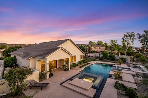 Popular Airbnb listing: Resort Style Pool & Spa with Golf Course Views in South Mountain
