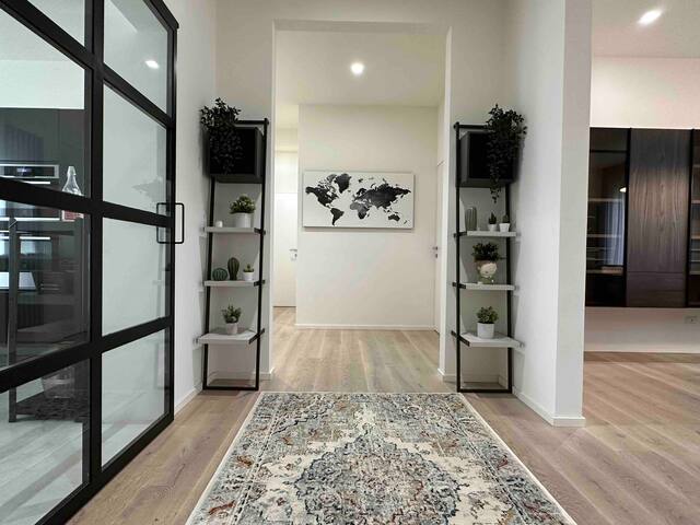 Dimora Leopoldo 23 comfortable, elegant apartment gallery image 2