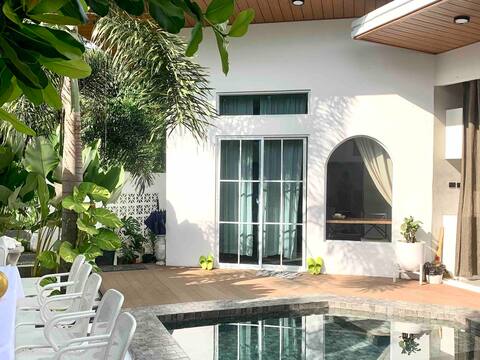 Casita by Uma Private Villa (with pool)