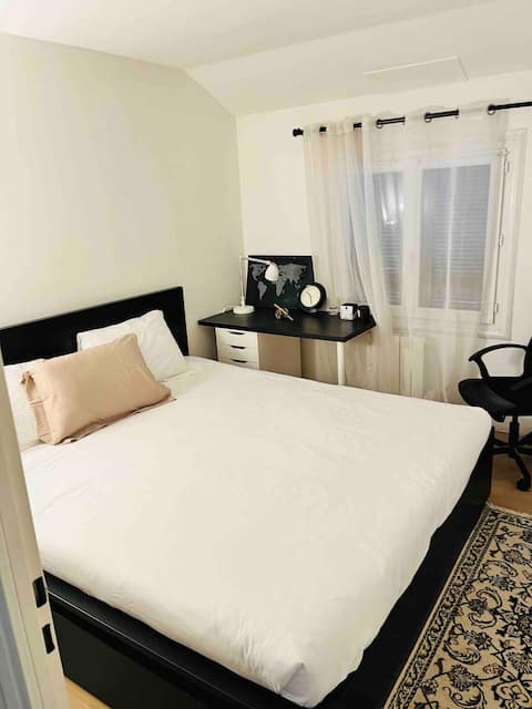 4 min drive to Airport CDG ideal for families