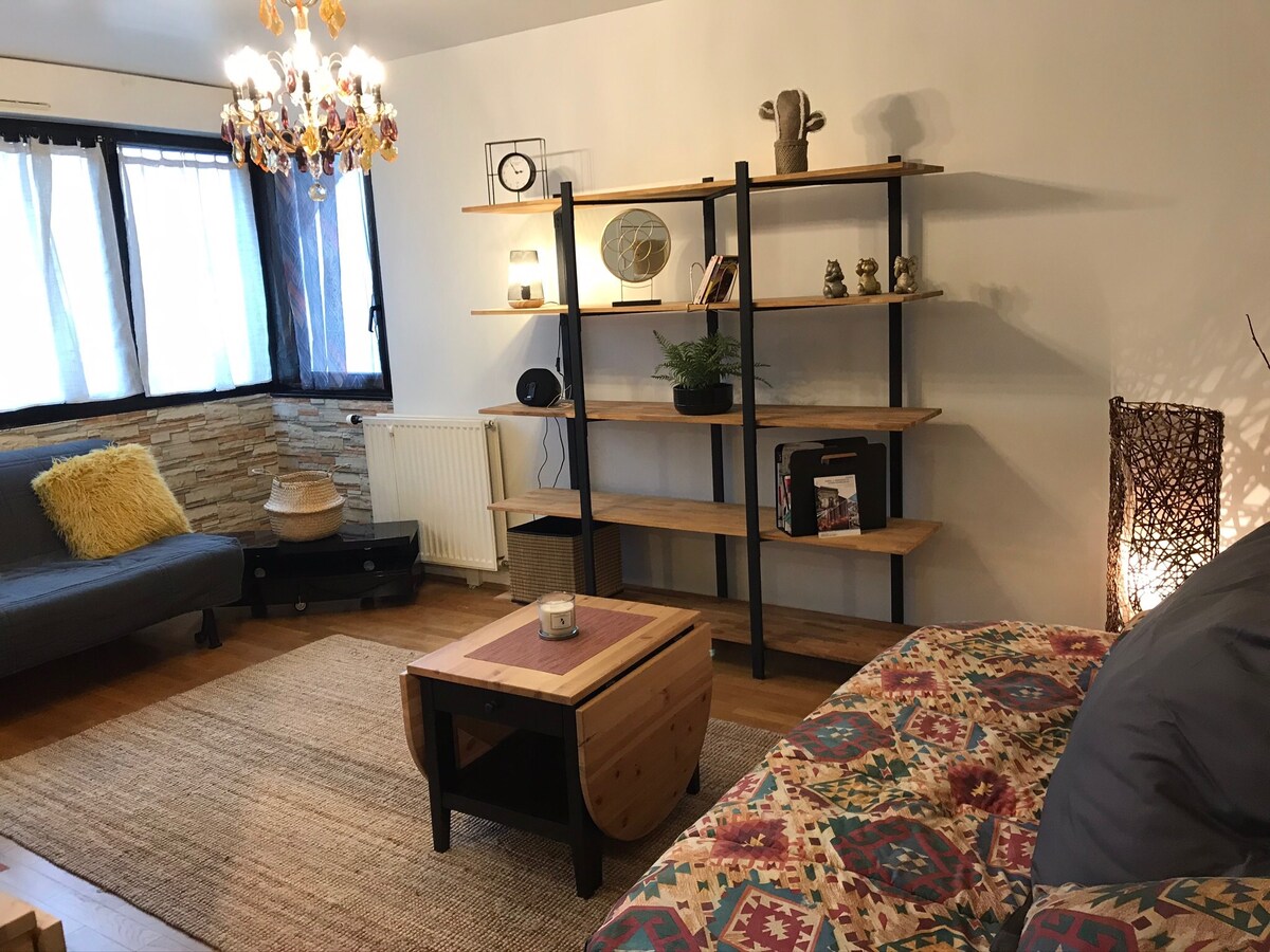 Top Airbnb: Cozy Apartment South Paris near RER B Antony à Antony
