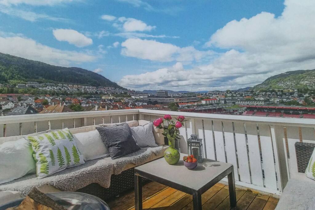 Amazing views over Bergen and the surrounding mountains