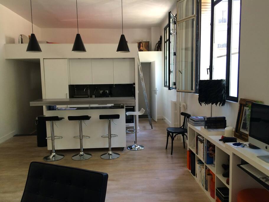 Pièce de vie et mezzanine