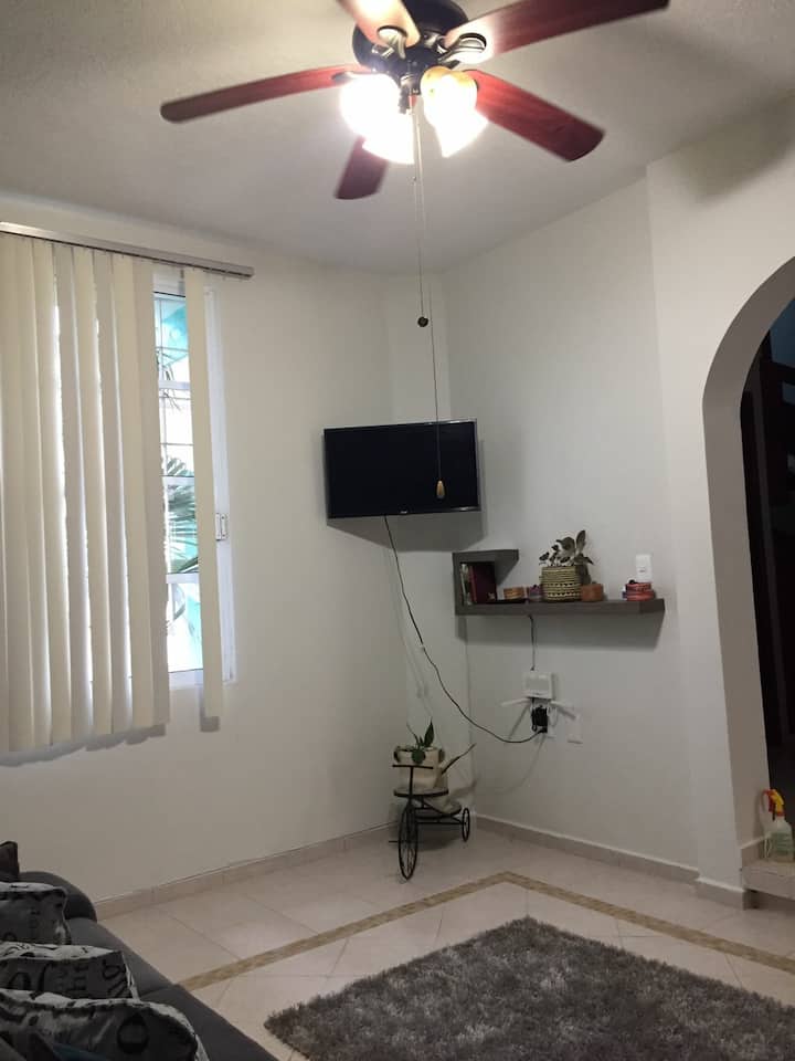 Casa Impecable Muy Cómoda Con Excelente Ubicación - Coatzacoalcos