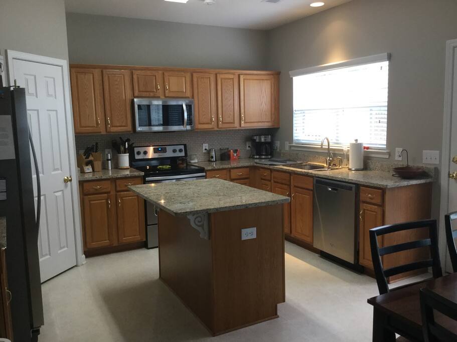 Fully Stocked Chef's Kitchen