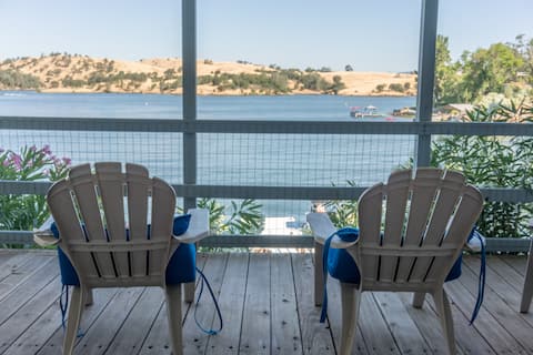 Beautiful Lake Front, Lake Tulloch House