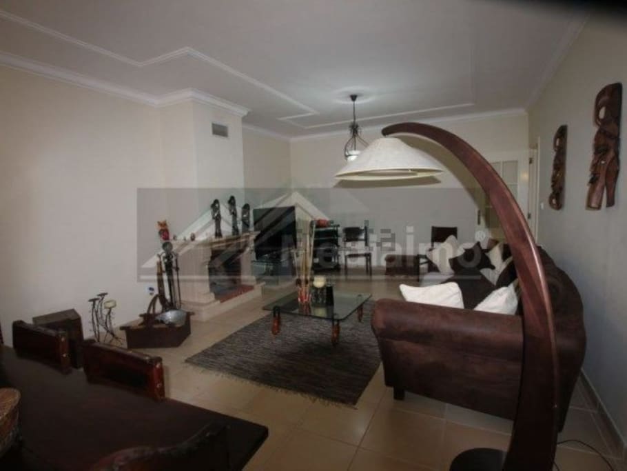 SALA