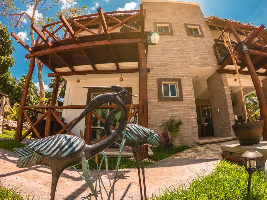 PANCHO VILLAS
