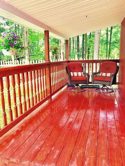 Side patio