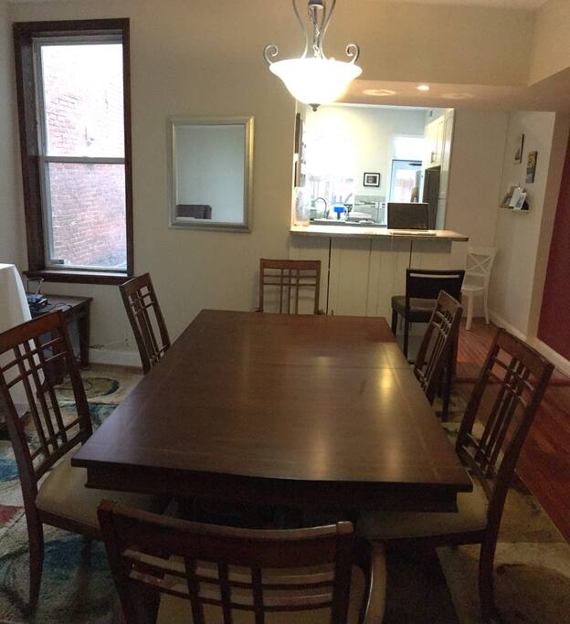 Dining area, fit 6 comfortably around table
