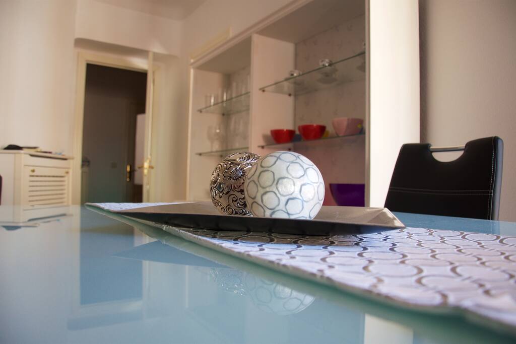 Detalle mesa salon comedor