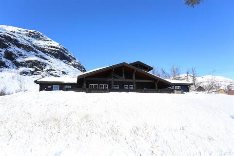 Hovden - Spacious, high standard and central
