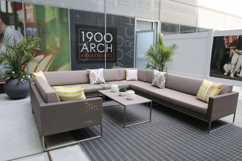 Outdoor Courtyard Seating on First Floor