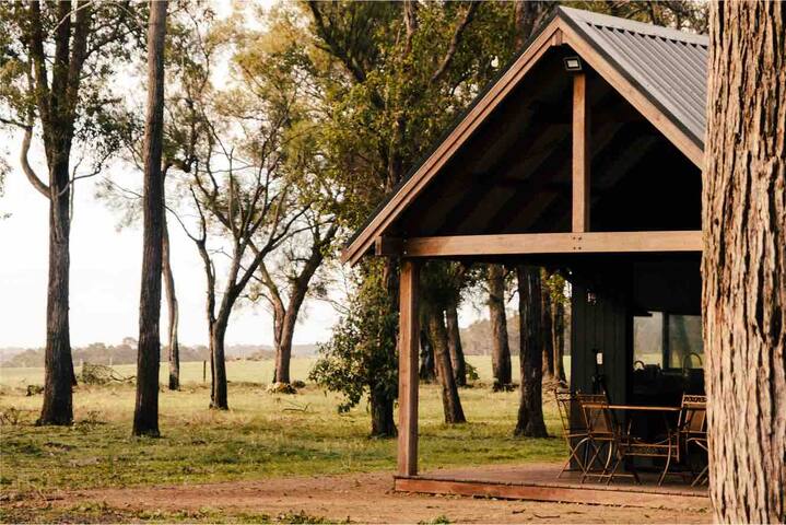 Littlewood Chalet, new Private & Peaceful Haven gallery image 3