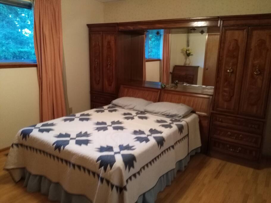 Your bedroom. Apple and Android chargers at head of bed. 100mb internet.