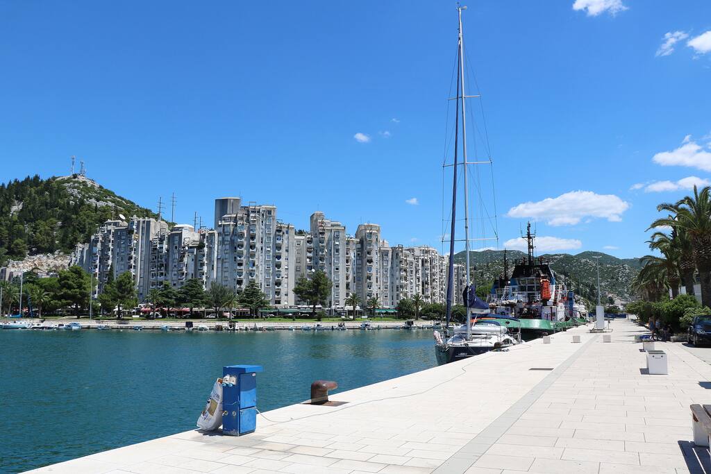Pogled s balkona