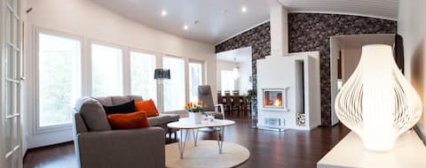 Popular Airbnb listing: Holiday Villa Tonkokumpu - a great holiday home in Pudasjärvi