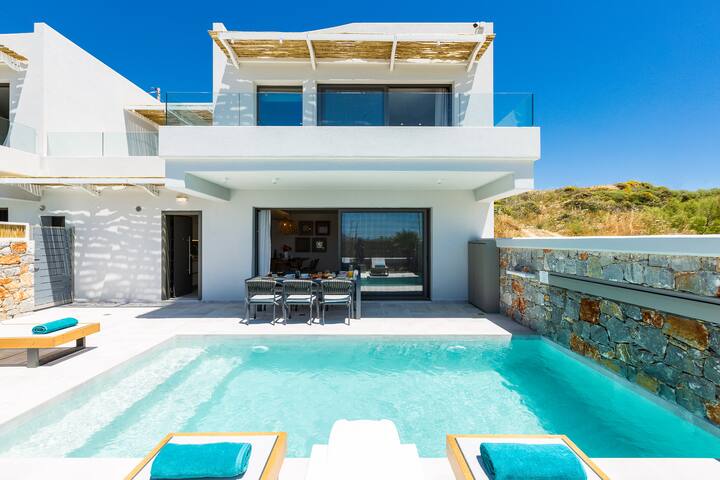 Villa Smili-Naiades/3 bedrooms, luxury, beachfront gallery image 2