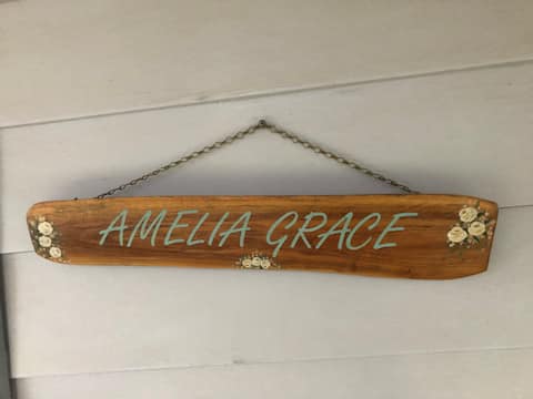 Top Airbnb: Amelia Grace Cottage in Wagga Wagga City Council