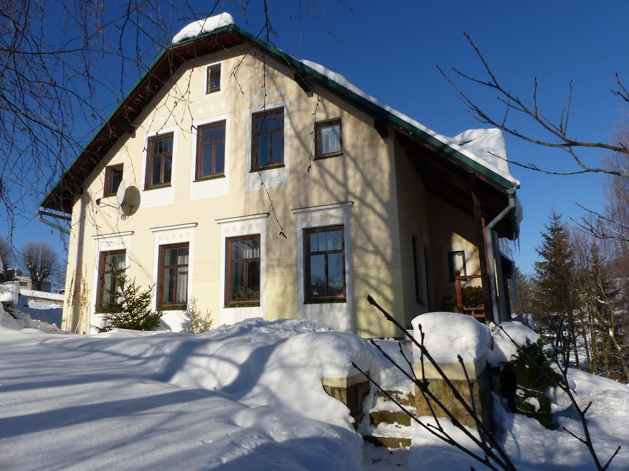 Au premier étage, le studio.