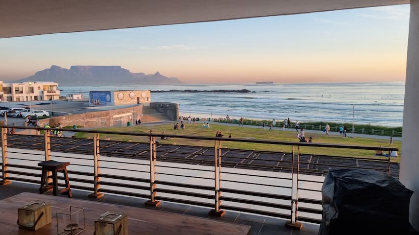 Eden Beachfront apartment with inverter back up