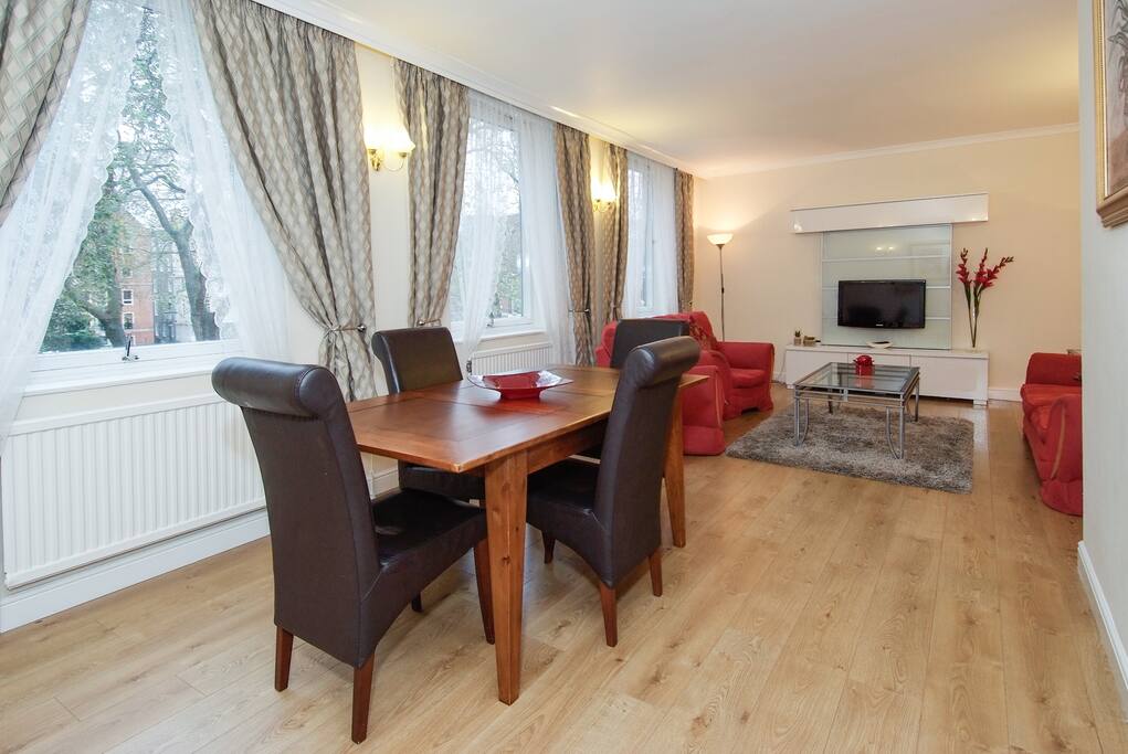 living/dining room