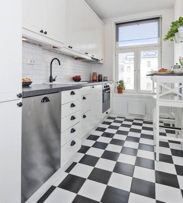 Functional kitchen with great facilities. Everything you need to make what ever you like.