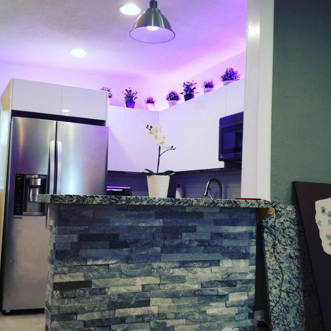 KITCHEN NEWLY REMODELED