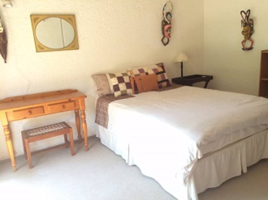 Queen Bed