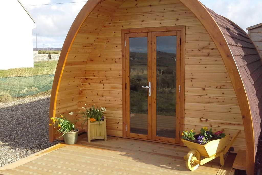 Self Contained POD Tiny houses for Rent in Clare Clare 
