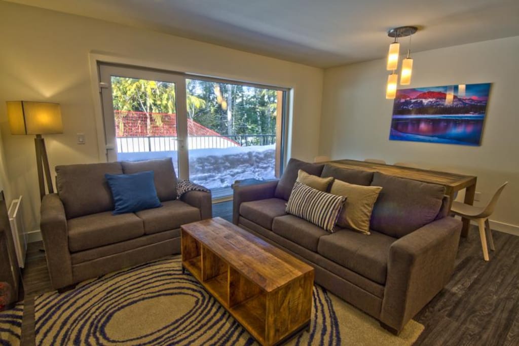 Comfortable main floor living with BBQ on deck.