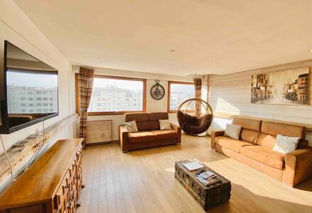 Le pirate Annécien ☠️ : 5 min à pieds  gare/centre