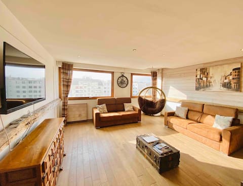 Le pirate Annécien ☠️ : 5 min à pieds  gare/centre