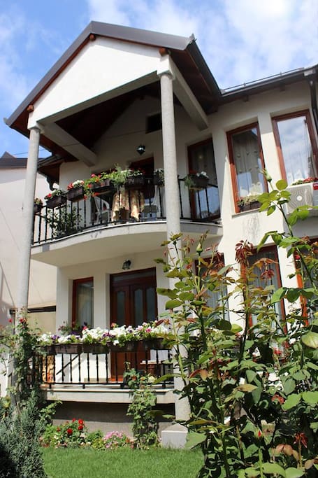 GuestHouse -F-