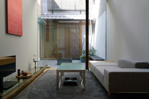 Jo·Sakura 100yr MACHIYA～East building