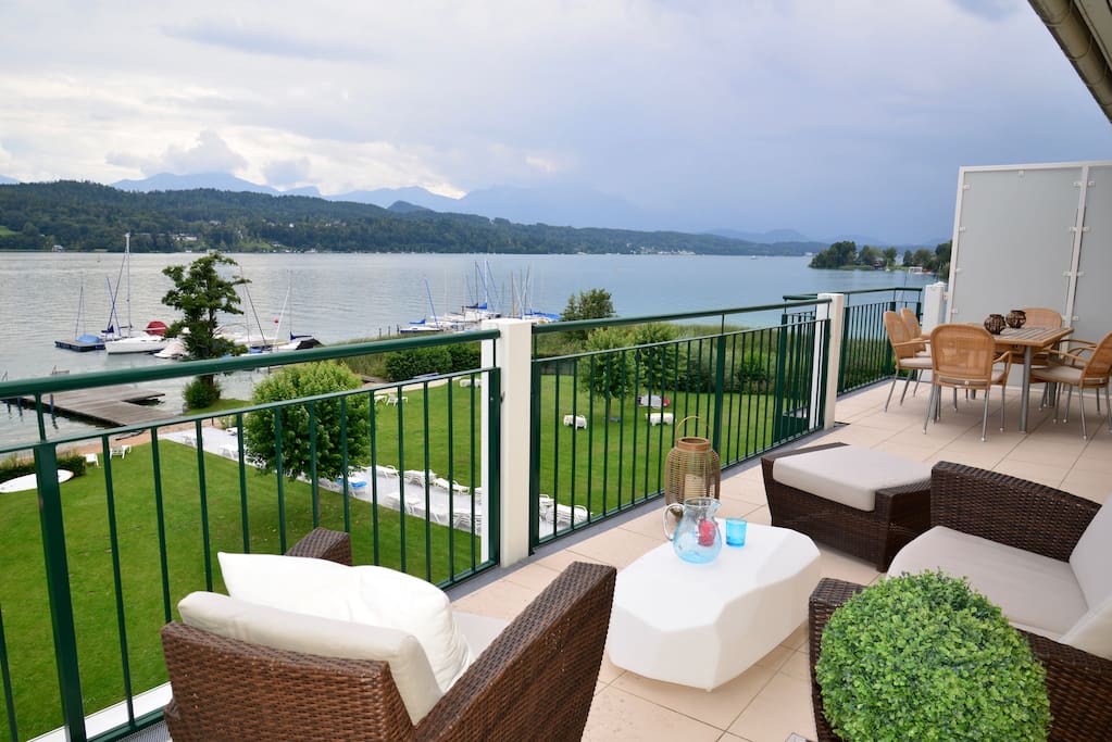 180-degree view from Maria Wörth to Velden