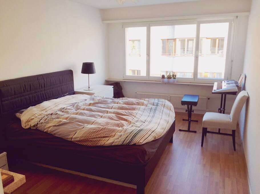 Master bedroom (160x200) - where you can stay