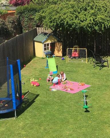 Charming 4 bedroom seaside Edwardian homeEdinburgh gallery image 4