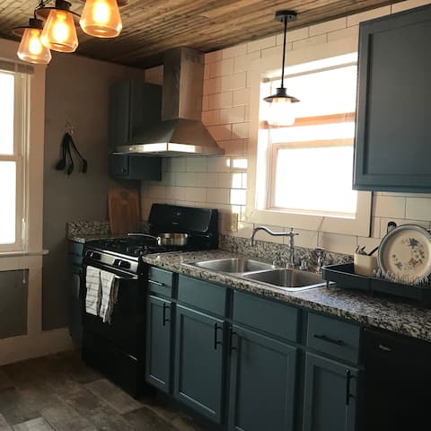 Historic Home Near U of I Campus & Downtown Urbana