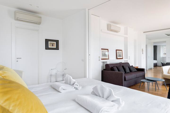 iFlat | Penthouse Rome Capitol gallery image 4