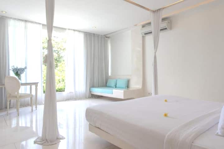 Veliki bračni krevet (širine 180 - 200 cm)