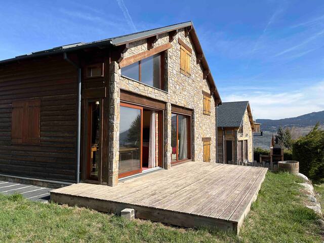 Immobilier de montagne managed Airbnb listing 2