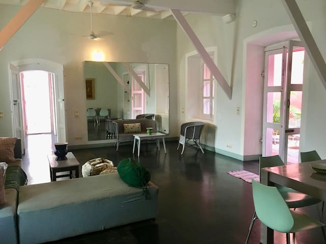 Pondicherry White Town heritage house 8 guests