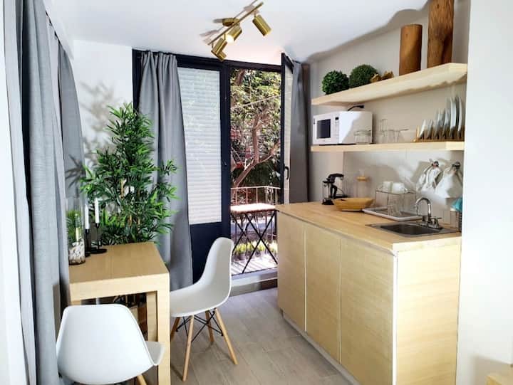Hipódromo Studio With Balcony & Fast Wi-fi - Mexico City