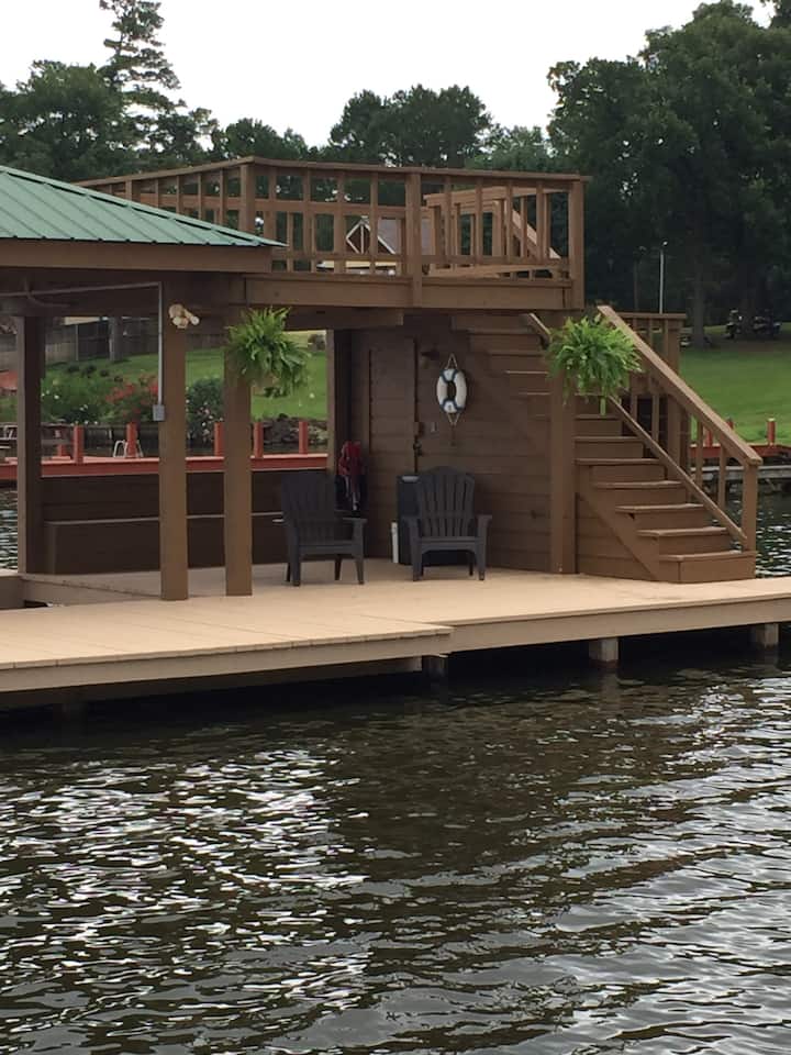 Lake Bob Sandlin Vacation Rentals & Homes Texas, United States Airbnb