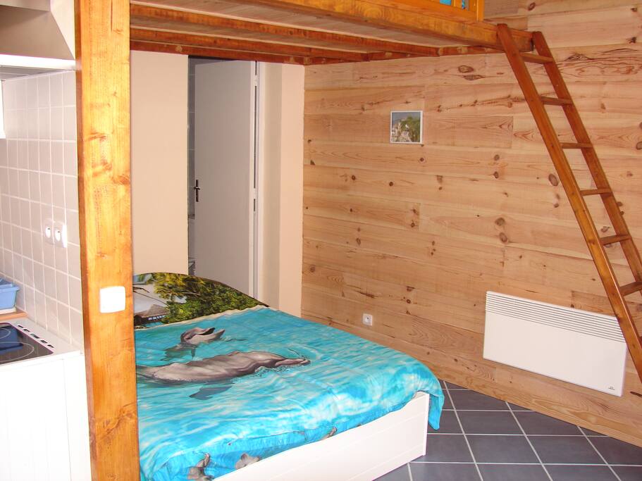 COIN CHAMBRE AVEC 1 LIT 2 PERSONNES